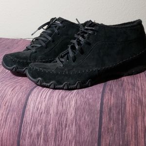 New Skechers Suede Chukka Boot size 7 Sketchers